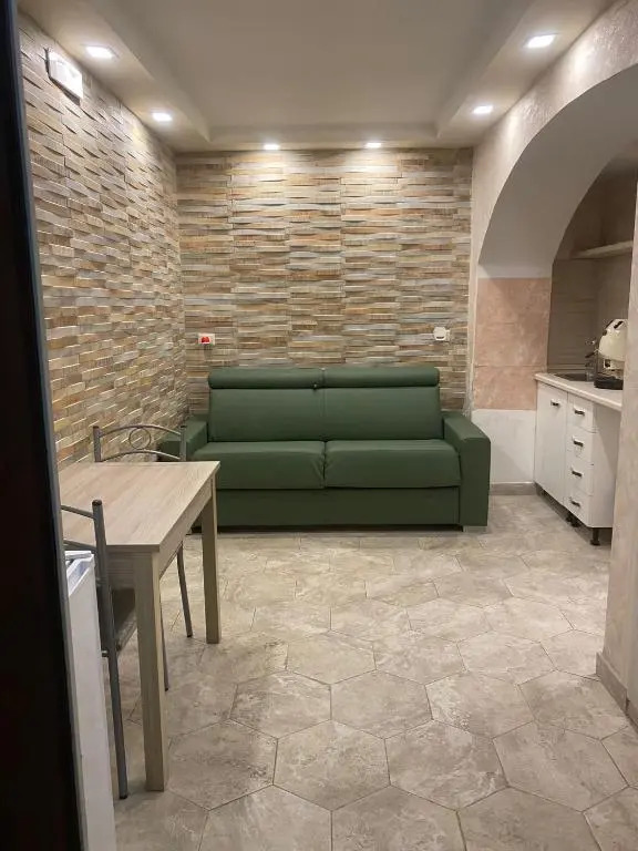 Ciro House
