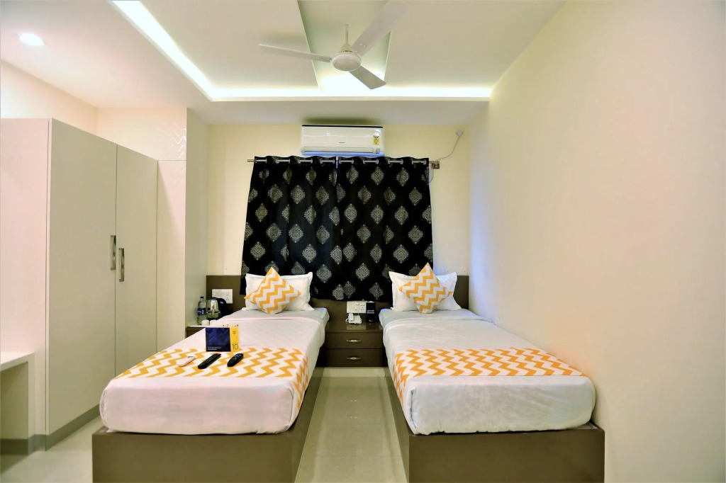FabHotel Corporate Crown - Nr Jyoti Nivas University