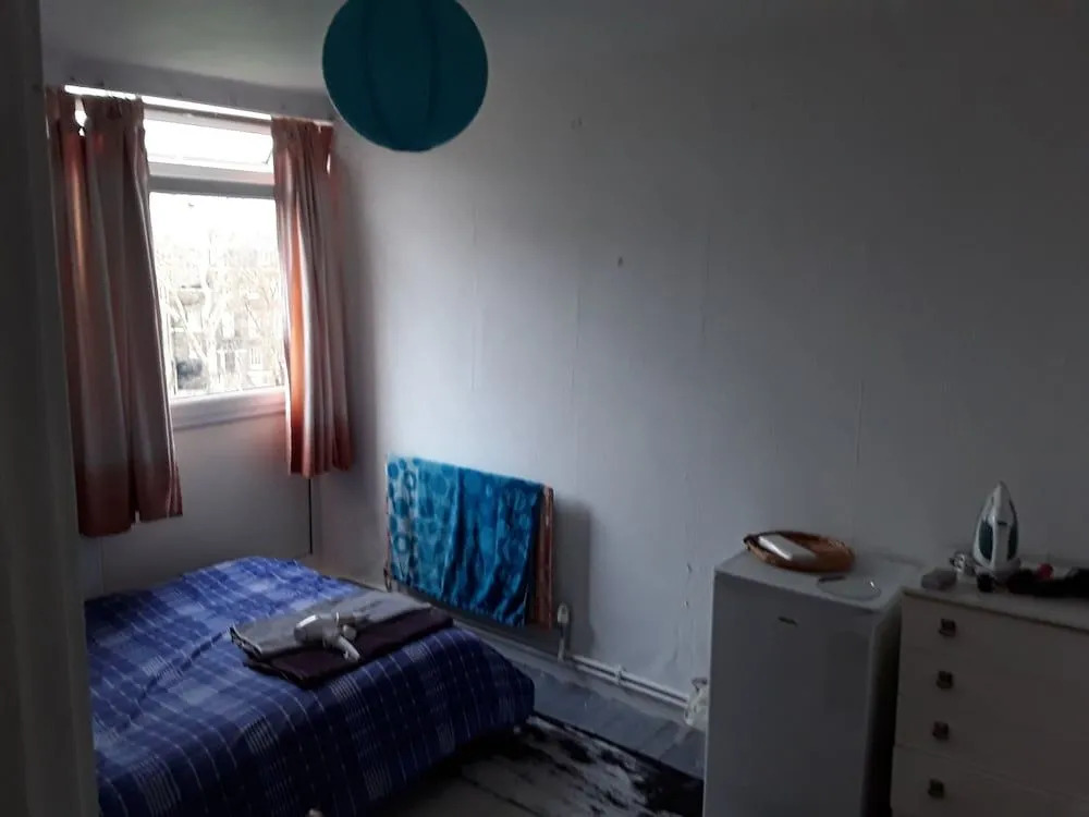 Uncle Errols Bed  Breakfast