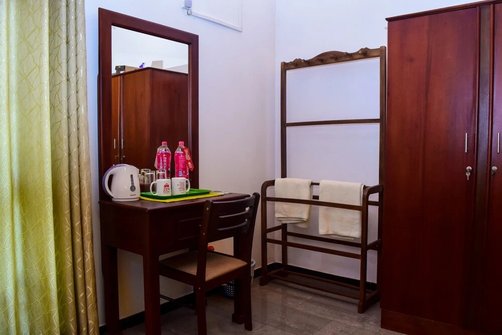 ZEN Rooms Hospital Road