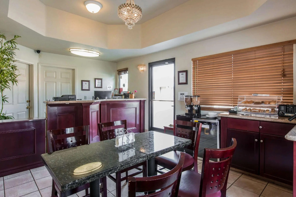 Rodeway Inn Beaumont