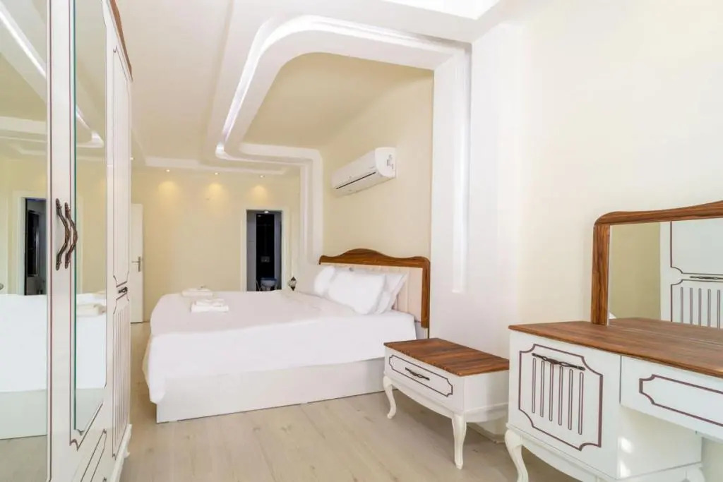 Spacious Apartment with Sea View in Alanya