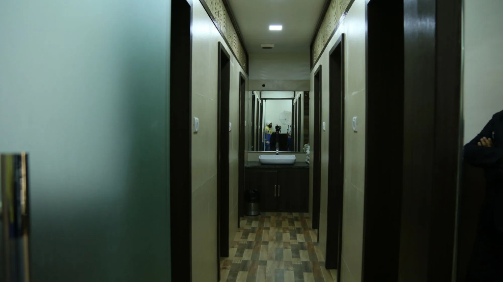 Hotel The Royal Bharti