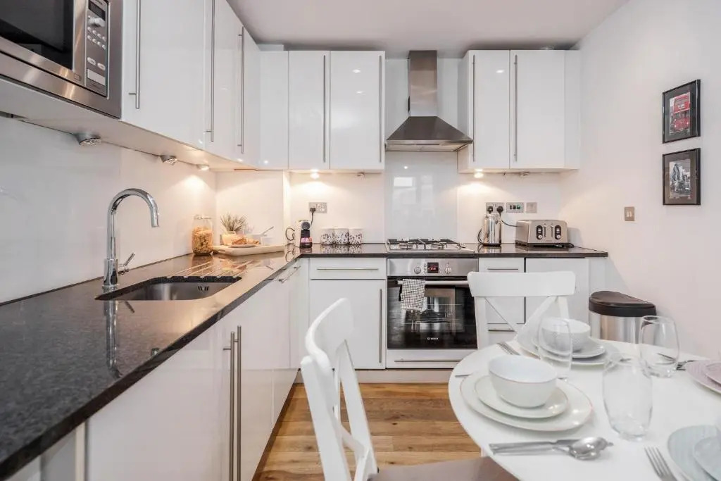 The Heart of Covent Garden Sleeps 4