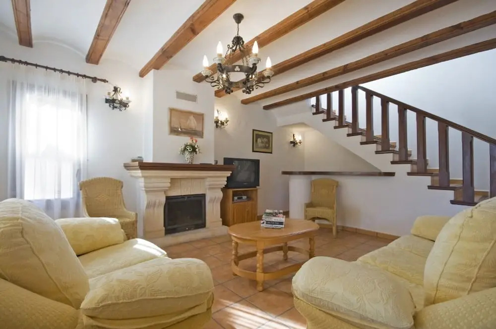 Villa - 4 Bedrooms with Pool, WiFi and Sea views - 105045
