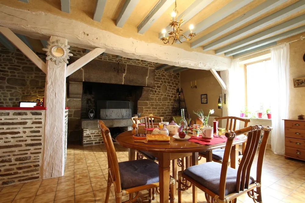 Maison dhôtes lAngevinière, chambre des Anges proche Mont-Saint-Michel