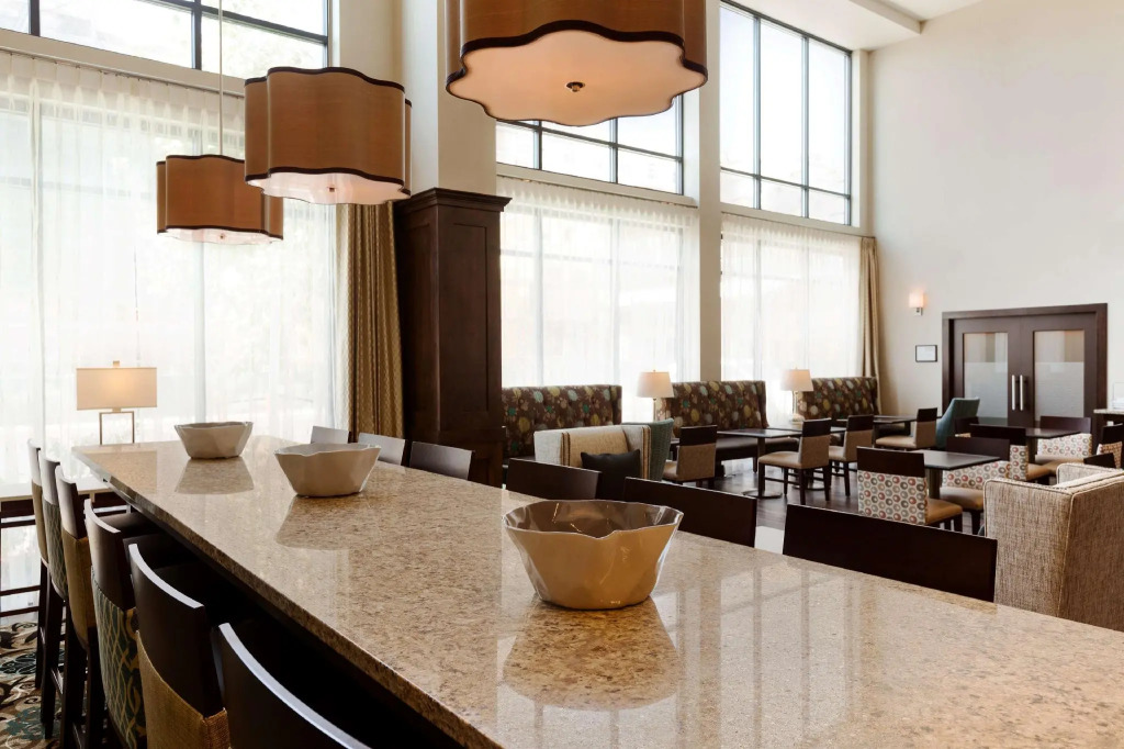 Hampton Inn & Suites Portland/Hillsboro-Evergreen Park