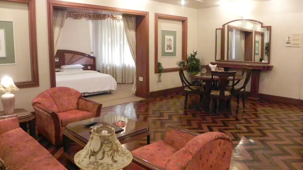 Hotel Aram