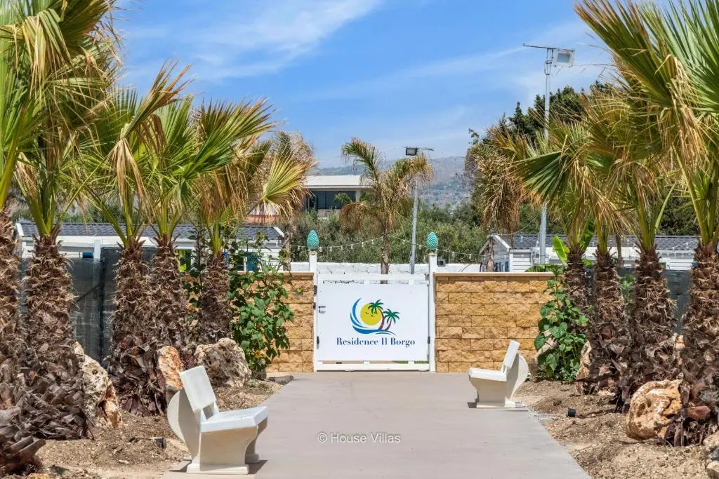 House&Villas - Residence Il Borgo