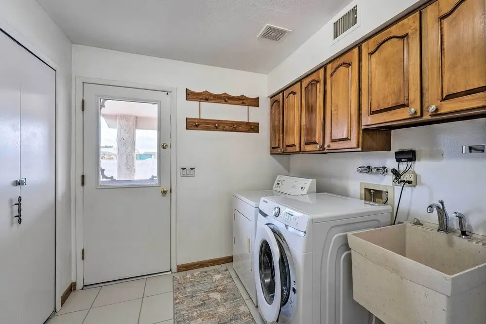 Dog-Friendly Home w/ Pool in Lake Havasu City