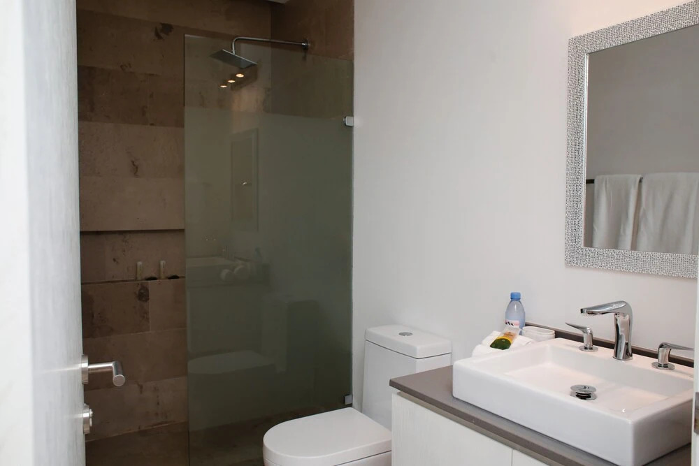 Luxury 3 Bdr Near the Beach - 300meg