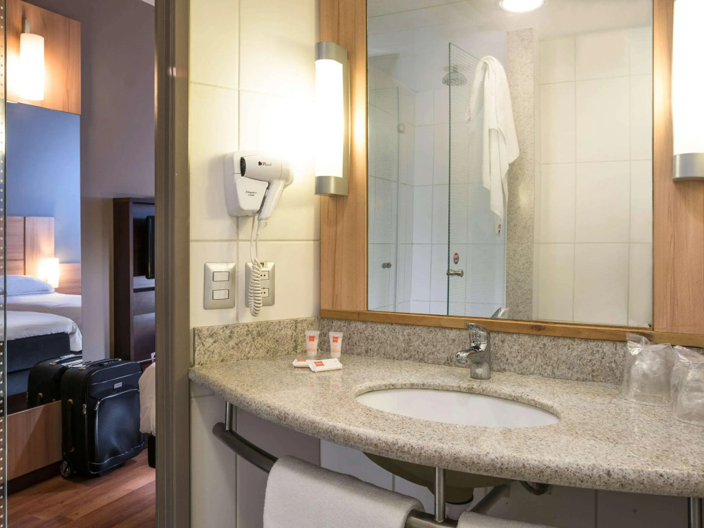 ibis Santiago Las Condes