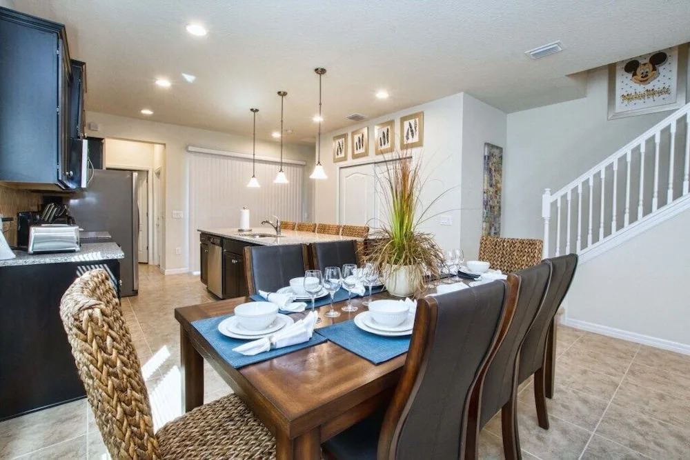 Windsor at Westside-5 Bedrooms House W/Pool-3718ww