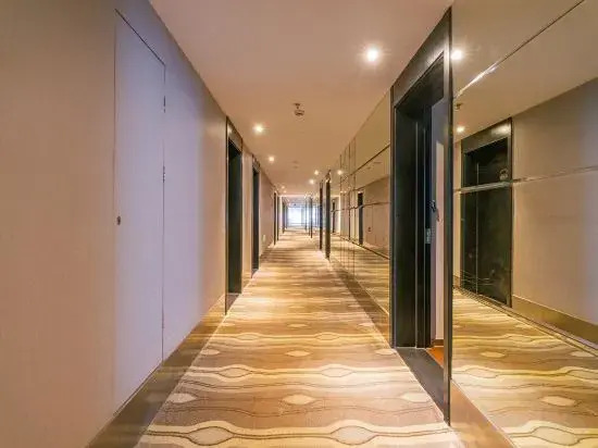 Orange Hotel (Shanghai Ruijin South Road)