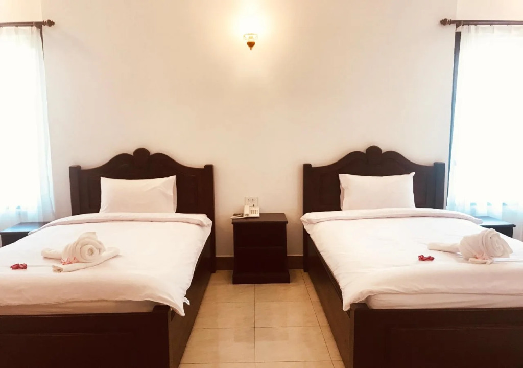 Khung City Hotel