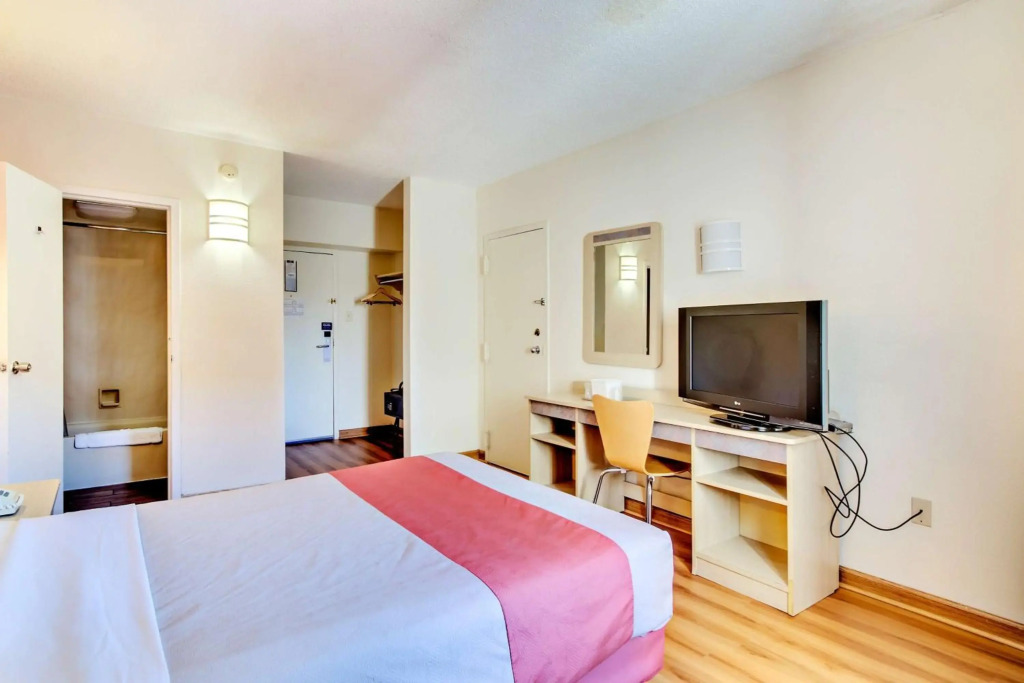 Motel 6-Washington, DC