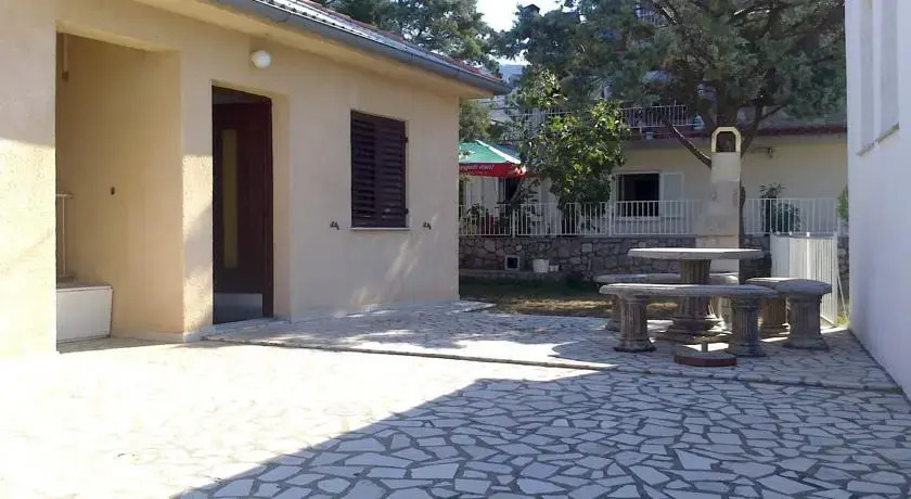 Apartment MIRAKUL