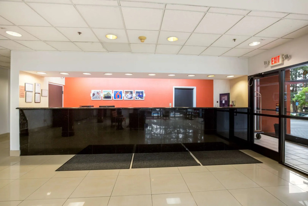 Budgetel Inns & Suites - Atlanta Galleria Stadium