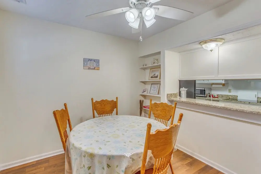 Walk to Myrtle Beach: Townhome w/ Pool Access