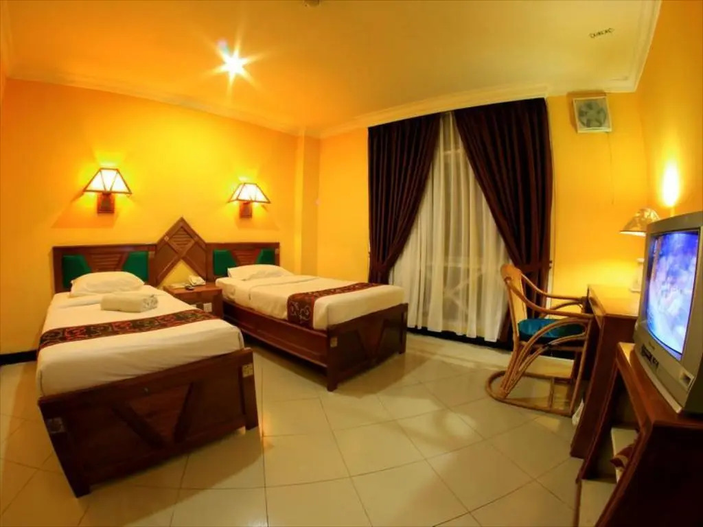 Kharisma Hotel
