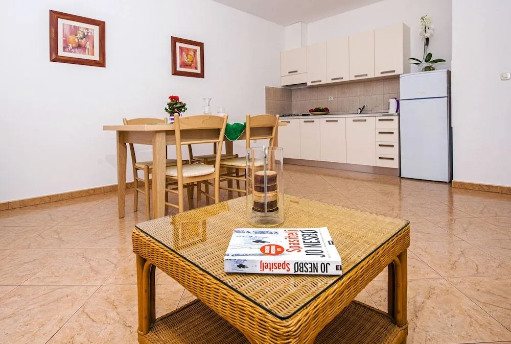 Apartments Bella