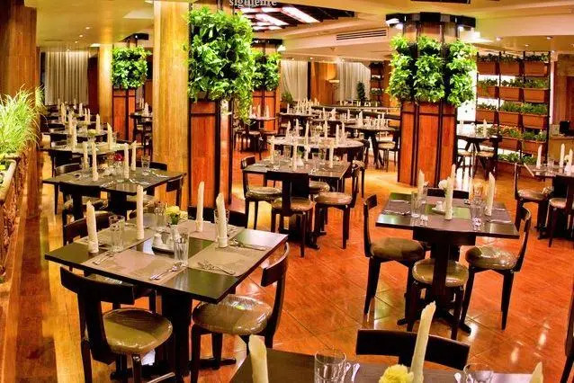 Hotel Pars Shiraz