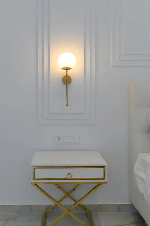 Dionisos Suites