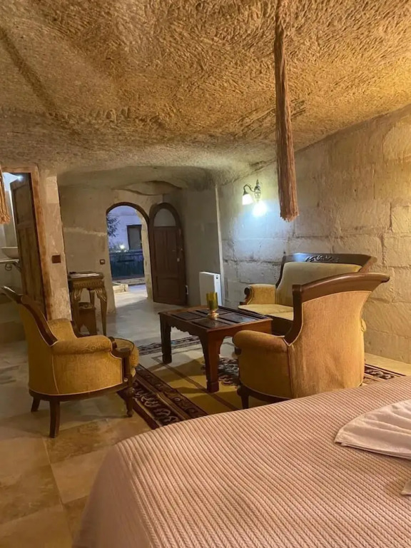 Ela cave house