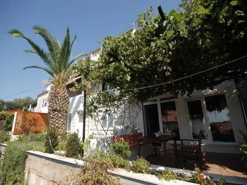 Katica Apartments