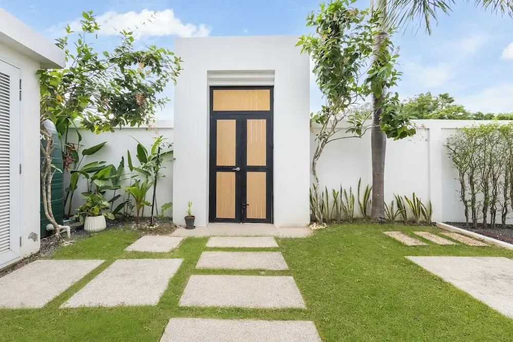 Villa Hemi 2BR Modern Thai Style