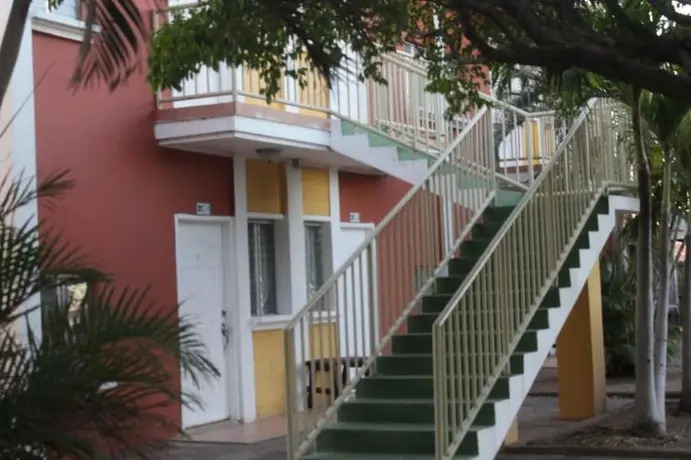 Aparthotel Villas de la Roca