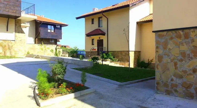 Menada Sunny Hill