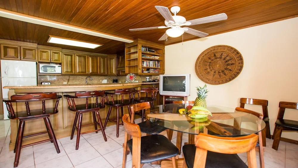 2-bedroom Beachfront Condo With Pool