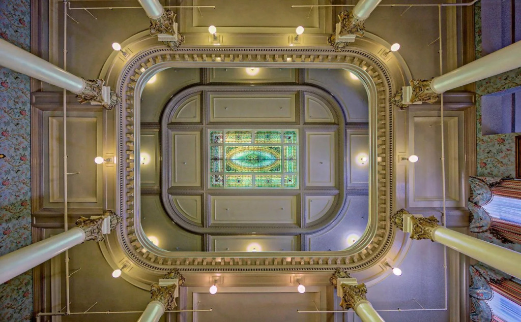 Menger Hotel
