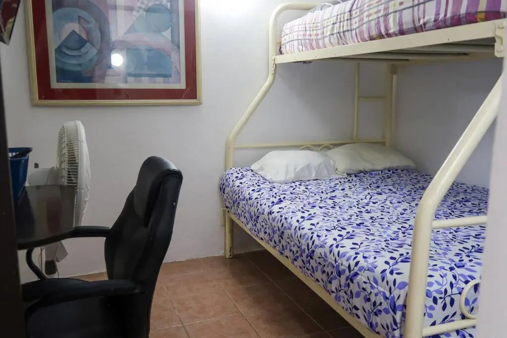 Casa Aurora #3: Private room in excellent location