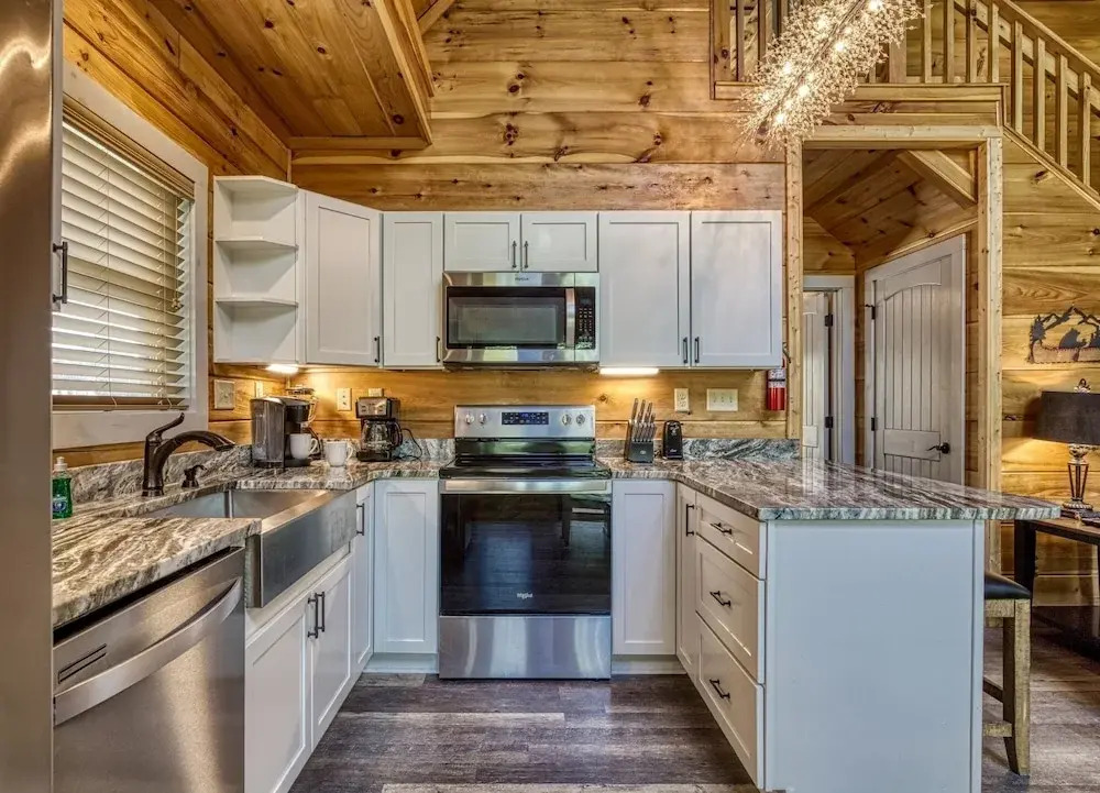 ERN824 - Best Days - Great Location! Close To Town! cabin