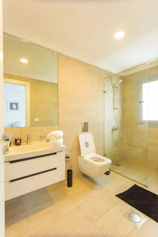 Accra Luxury Apartments at Lul Water