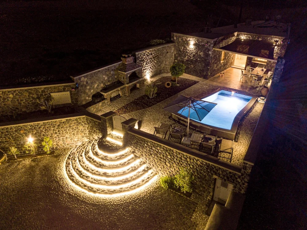 Klimata House - Private Hot Tub Pool & BBQ Villa