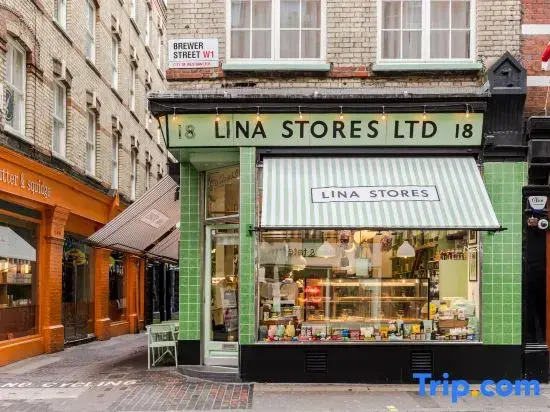The Italian Collection III - Soho - by Frankie