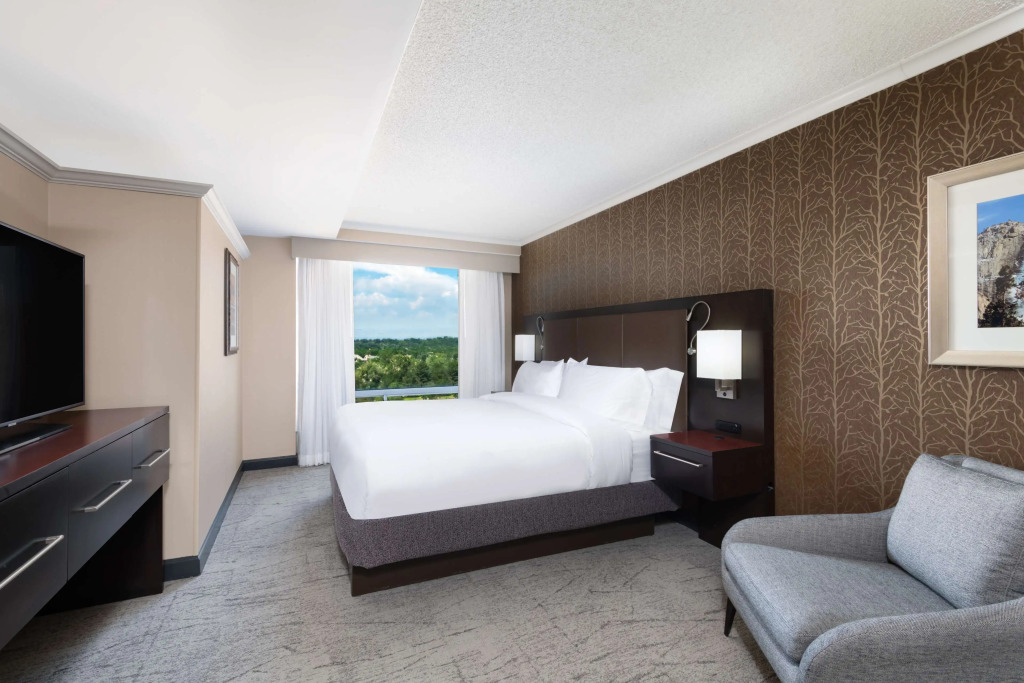 DoubleTree by Hilton Denver Cherry Creek, CO