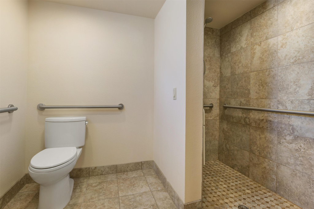 Best Western Plus A Wayfarers Inn & Suites