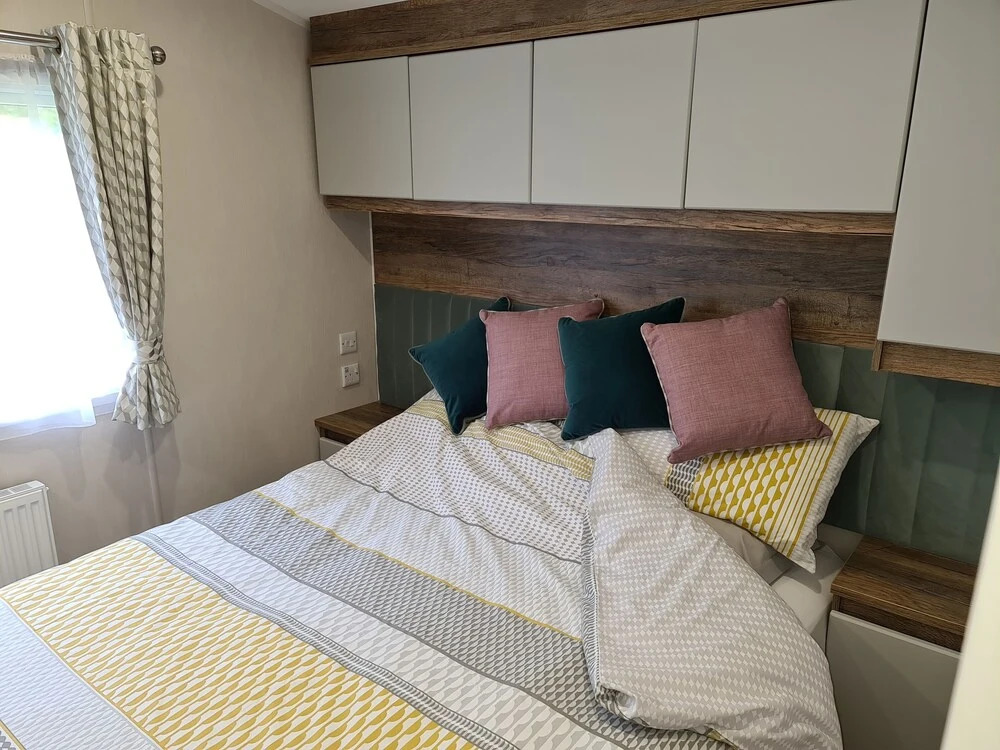 Stunning 2-bed 6 Berth Holiday Lodge Dorset