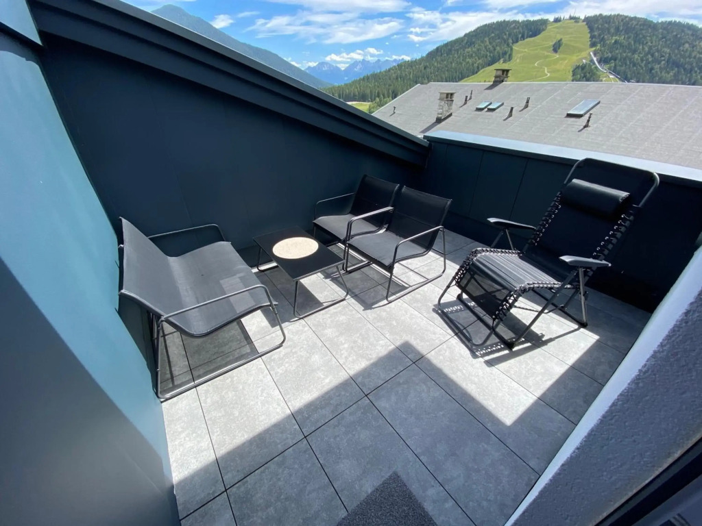 Mirador Apartments