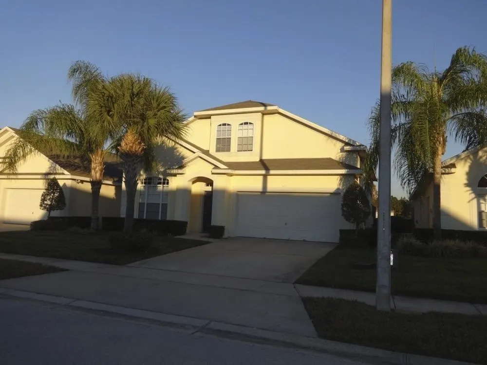 Glenbrook 2041 - Five Bedroom Villa with Private Pool