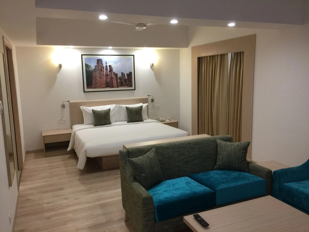 Red Fox by Lemon Tree Hotels, Sector 60, Gurugram