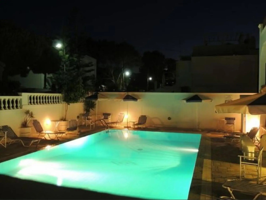 Ino Hotel