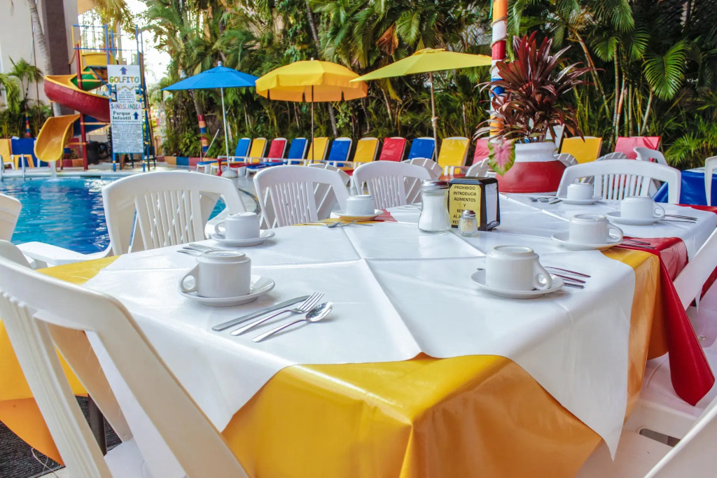 Sands Acapulco Hotel & Bungalows