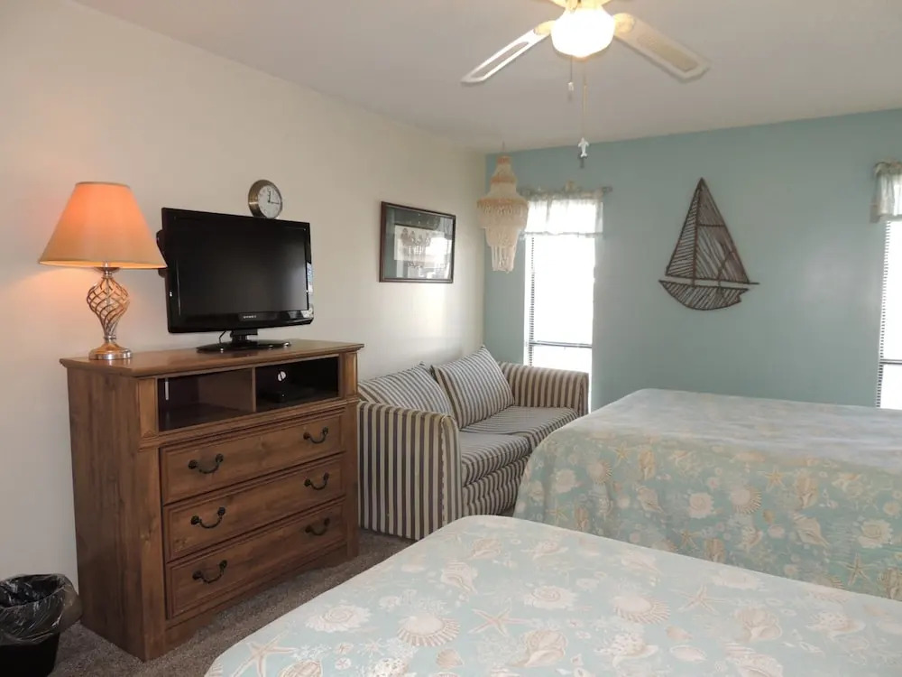Windy Shores I #103 Ocean Front
