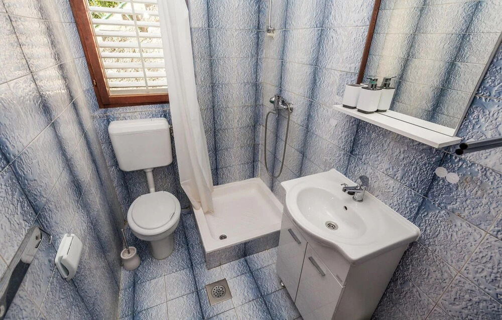 Stunning Home in Kampor With Wifi and 2 Bedrooms