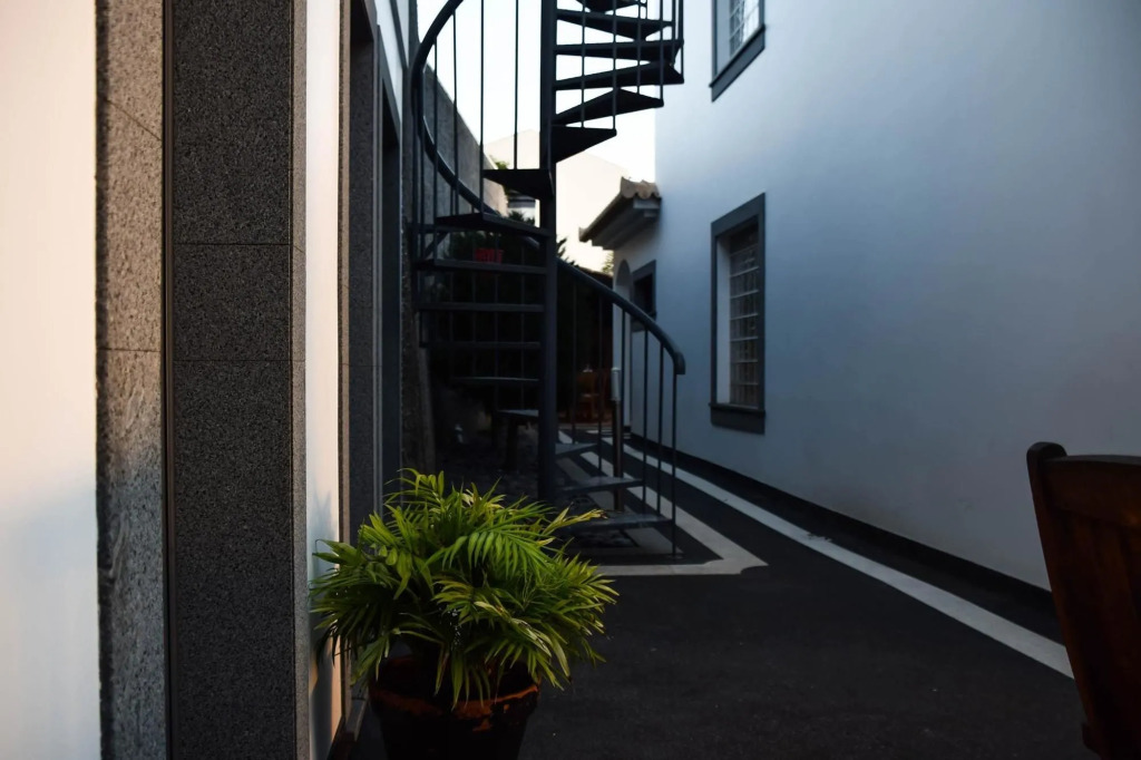 House With 3 Bedrooms in Funchal, With Wonderful sea View, Private Poo